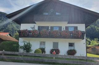 Wohnung kaufen in Taubenseestraße, 83246 Unterwössen, Helle 2-Zimmer-Wohnung mit Balkon in Oberwössen