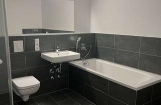 Wohnung mieten in Am Lindensteg 15, 14547 Beelitz, Besichtigung Sa. 08.11. - 10:00 Uhr....EBK, Aufzug, Parkett, Balkon, Keller....TG möglich