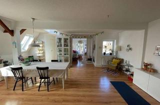 Wohnung mieten in Marlistraße 46b, 23566 St. Gertrud, Helle 3-Zimmer Dachgeschosswohnung mit Balkon in Lübeck-St. Gertrud