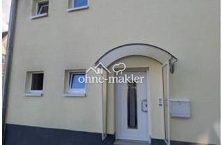 Doppelhaushälfte kaufen in 42657 Solingen, Gepflegte Doppelhaushälfte mit Terrasse, Garage und Stellplatz