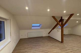 Wohnung mieten in 76891 Bruchweiler-Bärenbach, Erstbezug nach Sanierung mit Balkon: ansprechende 2-Zimmer-Terrassenwohnung in Bruchweiler-Bärenbach