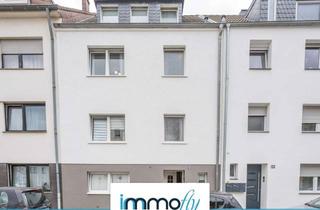 Haus kaufen in 52351 Düren, Ein Zuhause voller Möglichkeiten – charmanter Charakter trifft moderne Flexibilität