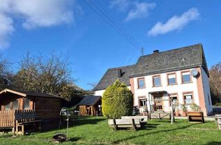 Bauernhaus kaufen in 54497 Morbach, Gemütliches Hunsrücker-Bauernhaus mit ca. 1350 m² Grundstück/Bauland!