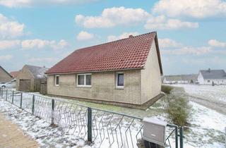 Haus kaufen in 17375 Leopoldshagen, Anpacken in Leopoldshagen: Gestaltbares EFH mit großem Südgarten in unmittelbarer Nähe zum Stettin