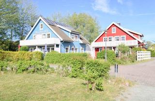 Haus kaufen in 18556 Wiek, Exklusive Kapitalanlage in direkter Wasserlage: Zwei Wohnhäuser mit 8 Einheiten auf Rügen