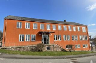 Büro zu mieten in Kennedyallee 29, 55774 Baumholder, Baumholder: Gewerbefläche in sehr zentraler Lage zur Miete !!!