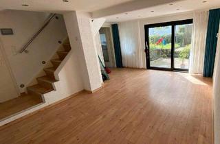 Reihenhaus kaufen in 71334 Waiblingen, Waiblingen - Charmantes Reihenhaus mit Garten -sofort bezugsfrei