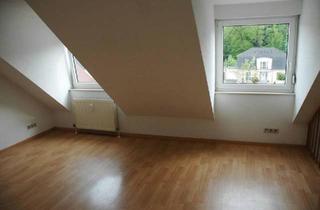 Wohnung kaufen in 66740 Saarlouis, Saarlouis - Eigentumswohnung mit Tiefgaragenstellplatz in Saarlouis