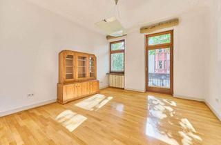 Wohnung kaufen in 68165 Mannheim, Mannheim - Stilvolle 4-Zimmeraltbauwohnung mit 2 Balkonen in der Belle Etage der Schwetzinger Vorstadt