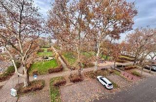 Wohnung kaufen in 68766 Hockenheim, Helle 2-Zimmer Wohnung mit Blick ins Grüne und Stellplatz in der Tiefgarage