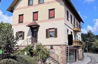 Wohnung kaufen in 76596 Forbach, Historisches Anwesen mit Potenzial – das erste Haus in Forbach