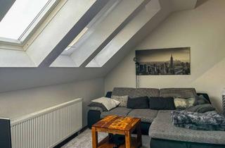 Wohnung kaufen in 71560 Sulzbach, Charmante 2,5-Zimmer-Dachgeschosswohnung mit Galerie und Fernblick