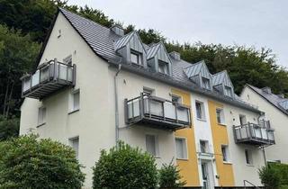 Wohnung mieten in Elsa-Brandström-Str. 15, 58762 Altena, Dachgeschoss-Wohnung mit Balkon - wärmegedämmtes Objekt