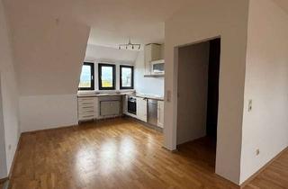 Wohnung mieten in 53125 Brüser Berg, Stilvolle 2,5-Zi.-Wohnung mit praktischer Aufteilung und moderner Einbauküche