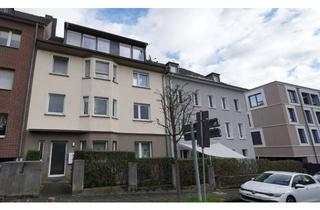 Wohnung mieten in 51465 Bergisch Gladbach, Baldige Fertigstellung: Kernsanierte Altbauwohnung mit Balkon im Zentrum von Bergisch Gladbach