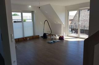 Wohnung mieten in 21129 Neuenfelde, Schöne drei Zimmer Wohnung, mit ausgebauter Spitzboden, in Hamburg, Neuenfelde