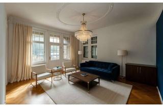 Wohnung mieten in 37073 Göttingen, Wohnung mieten in Göttingen – Großzügige 6-Zimmer-Altbauwohnung im denkmalgeschützten Haus