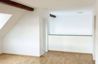 Wohnung mieten in Schulstr. 11, 09337 Hohenstein-Ernstthal, Große 3-Raum Wohnung über Hohenstein-Ernstthal