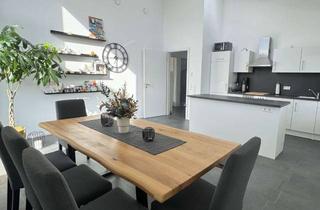 Wohnung mieten in Christianstraße, 88529 Zwiefalten, Neuwertige 2,5-Zimmer-Wohnung mit Balkon, Einbauküche und Garage in Zwiefalten