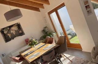 Wohnung mieten in 71522 Backnang, Voll klimatisierte Dachgeschosswohnung mit Dachterrasse, Balkon, EBK sowie 2 Bäder am Stadtrand