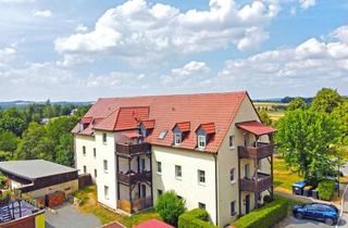 Wohnung mieten in Ottendorf 74, 01819 Bahretal, Gepflegte 3-Raum-Dachgeschoss-Wohnung mit Balkon * Blick auf DD * EBK * Wanne * Gäste-WC * 2 PKW-SP