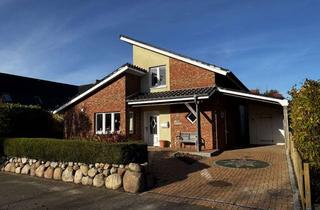 Einfamilienhaus kaufen in Eichenredder 37, 25746 Heide, Elegantes Einfamilienhaus mit 5 Zimmern in Heide