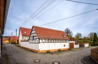 Haus kaufen in 07751 Großlöbichau, Bauerngehöft mit zwei Wohneinheiten für Mehrgenerationenwohnen