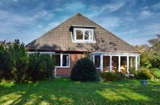 Haus kaufen in 25813 Husum, Solides, familiengerechtes Wohnhaus in Hockensbüll mit Garage und schönem Grundstück