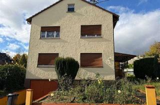 Haus kaufen in 74211 Leingarten, Ein-/Zweifamilienwohnhaus auf ca. 682 Qm großem Grundstück in 74211 Leingarten zu verkaufen