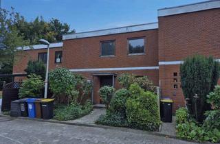 Reihenhaus kaufen in Nienkamp E5, 25436 Tornesch, Mittelreihenhaus in ruhiger Lage in Tornesch