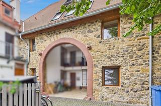 Reihenhaus kaufen in 61197 Florstadt, Außergewöhnliches Wohnen: Reihenhaus in umgebauter Scheune mit Seele in Stammheim