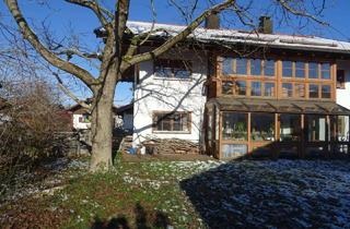 Haus kaufen in 83355 Grabenstätt, Baubiologisches 2-Familienhaus in ruhiger Lage