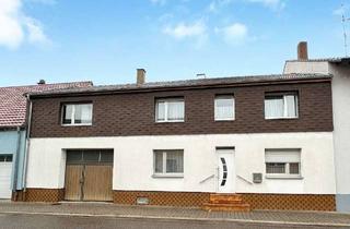 Haus kaufen in 68794 Oberhausen-Rheinhausen, Solides Zweifamilienhaus mit Ausbaureserve und Hof – perfekt für Familien oder kreative Selbstgestal