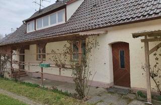 Haus kaufen in 86647 Buttenwiesen, Renovierungsbedürftiges Haus auf 722 qm Grund zu verkaufen