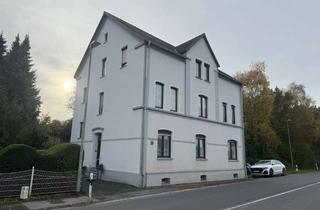 Haus kaufen in 58300 Wetter, Dreifamilienhaus mit zwei frei werdenden Wohnung sucht neuen Eigentümer