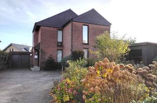 Einfamilienhaus kaufen in 48599 Gronau, Architektonisch interessantes Einfamilienhaus mit großem Grundstück im Nordosten von Epe