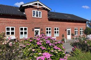 Haus kaufen in 25946 Nebel, Top-Immobilie: Fünf exklusive Ferienwohnungen und eine Inhaberwohnung in begehrter Lage