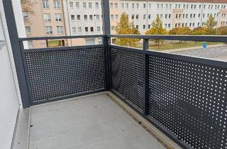 Wohnung mieten in 06217 Merseburg, Moderne Zweiraumwohnung- Erstbezug nach Sanierung! - 1. OG links