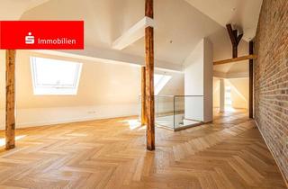 Wohnung kaufen in 60318 Nordend-West, Frankfurt-Nordend: Frisch sanierte Dachgeschoss-Maisonette mit exklusiver Ausstattung