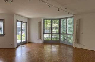 Wohnung kaufen in Wielandstraße 9a, 90513 Zirndorf, Attraktive 3-Zimmer Erdgeschosswohnung in Weiherhof