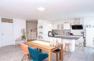 Wohnung kaufen in 86807 Buchloe, Modernes Wohnen mit viel Platz in zentraler Lage - barrierefrei, hochwertig ausgestattet, Loggia, TG