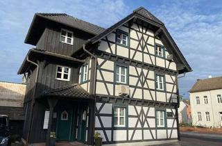 Wohnung mieten in Hauptstr. 91a, 52372 Kreuzau, Charmante und gepflegte 2-Zimmer-Dachgeschosswohnung in Kreuzau zu vermieten