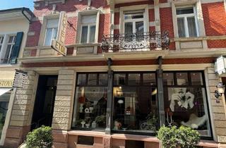 Wohnung mieten in Merkurstraße, 76530 Innenstadt, 4-Zimmer Altbauwohnung mit Balkon in Baden-Baden Innenstadt