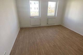 Wohnung mieten in Karower Dorfstraße, 18276 Lüssow, geräumige 3-Zimmer-Wohnung, Tageslichtbad mit Dusche, EBK mgl., großer Keller, Sat-TV