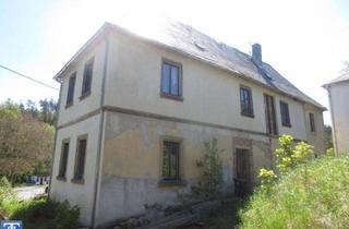Einfamilienhaus kaufen in 08606 Bösenbrunn, Objekt-Nr.: 3924 - Historisches Einfamilienhaus - ehem. Kaplanei im Zentrum OT Bobenneukirchen - Kulturdenkmal wartet auf Sanierung - Bösenbrunn