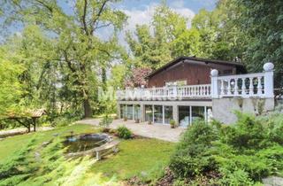 Einfamilienhaus kaufen in 84036 Landshut, Wohnen im Grünen: Einfamilienhaus mit Pool und großzügigem Garten in Alleinlage!