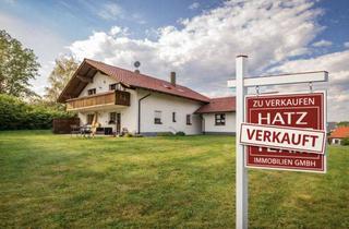 Haus kaufen in 94113 Tiefenbach, Verkauft! Gepflegtes Zweifamilienhaus in ländlicher Lage nähe Tiefenbach!