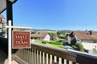 Wohnung kaufen in 94086 Bad Griesbach, Ideal für Kapitalanleger! Moderne, vermietete 2-Zimmer-Wohnung mit tollem Ausblick in Bad Griesbach!