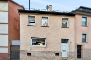 Einfamilienhaus kaufen in 55743 Idar-Oberstein, Einfamilienhaus mit Schlossblick in zentraler Lage von Idar-Oberstein