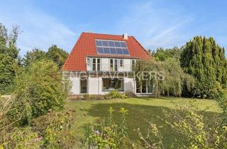 Haus kaufen in 22927 Großhansdorf, Lichtdurchflutetes Familienhaus mit 1.803 m² Grundstück in begehrter Wohnlage